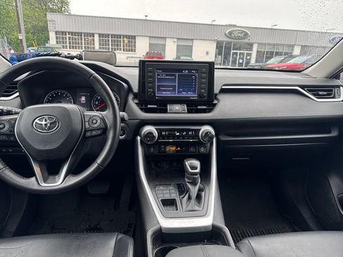 Used 2021 Toyota RAV4 XLE Premium AWD/4WD image 12