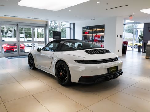 Used 2026 Porsche 911 Targa 4 GTS AWD/4WD image 20