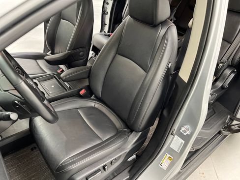 Used 2025 Honda Odyssey EX-L image 11