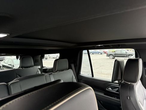 Certified 2021 GMC Yukon SLT w/ SLT Premium Package image 14