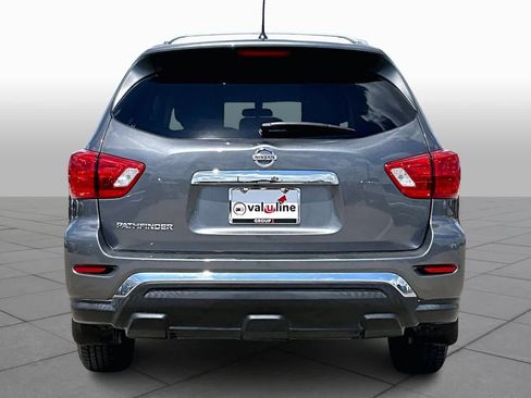 Used 2017 Nissan Pathfinder S image 5