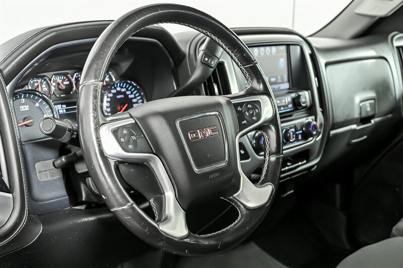 Used 2019 GMC Sierra 1500 SLE w/ SLE Value Package AWD/4WD image 17
