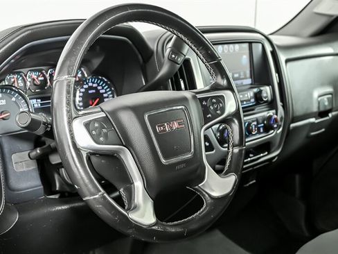 Used 2019 GMC Sierra 1500 SLE w/ SLE Value Package AWD/4WD image 17