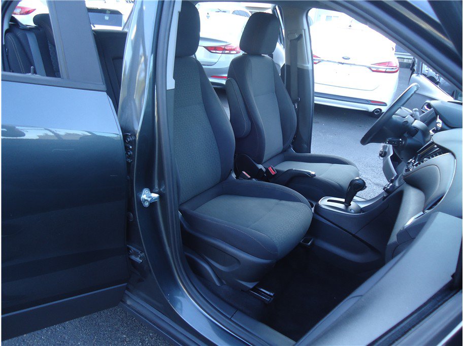 Used 2020 Chevrolet Trax LS FWD image 14
