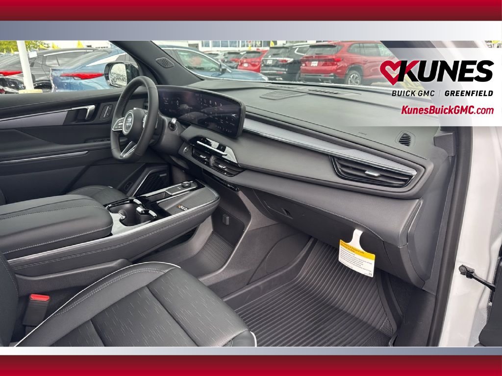 Used 2026 Buick Enclave Sport Touring w/ LPO, Floor Liner Package AWD/4WD image 58