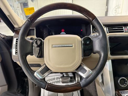 Used 2022 Land Rover Range Rover Westminster Edition image 13