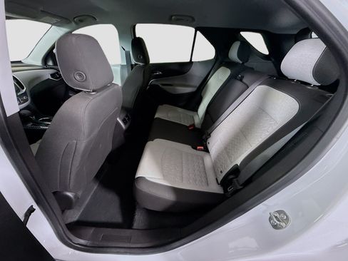 Used 2024 Chevrolet Equinox LS w/ LS Convenience Package FWD image 25