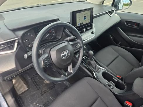 Used 2023 Toyota Corolla LE image 9