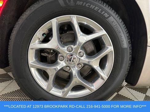 Used 2018 Chrysler Pacifica Limited FWD image 28