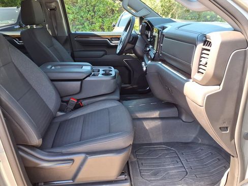 Used 2024 GMC Sierra 1500 Elevation image 11