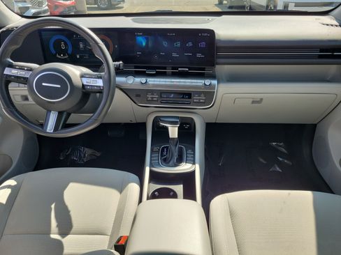 Used 2024 Hyundai Kona SEL FWD image 9