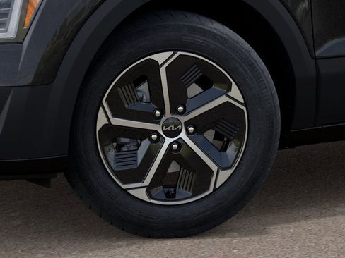 New 2025 Kia Niro EX image 9