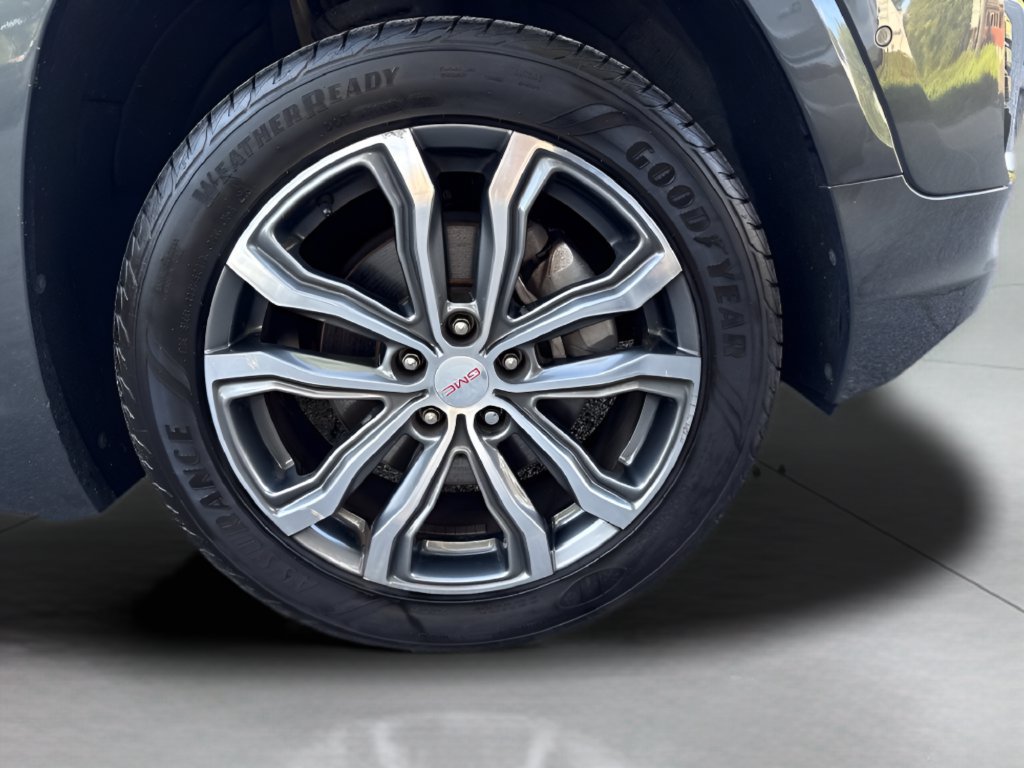 Used 2019 GMC Terrain Denali w/ Advanced Safety Package AWD/4WD image 26