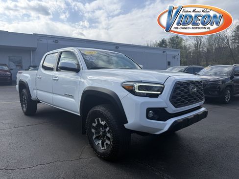 Used 2023 Toyota Tacoma TRD Off-Road w/ TRD Premium Off Road Package image 1