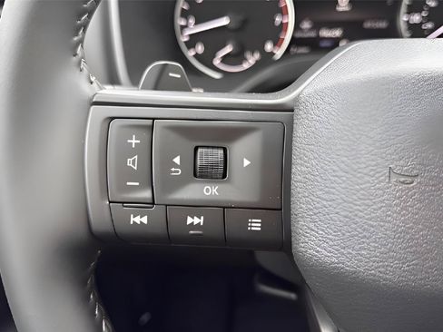 New 2026 Nissan Rogue SV FWD image 26