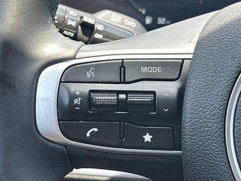 Used 2025 Kia Sportage X-Pro AWD/4WD image 21