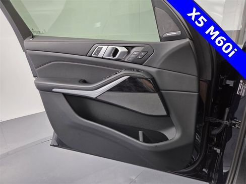 Used 2025 BMW X5 M60i w/ Executive Package image 32