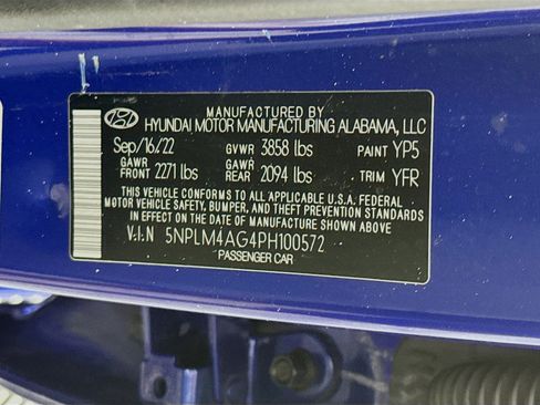 Used 2023 Hyundai Elantra SEL image 35