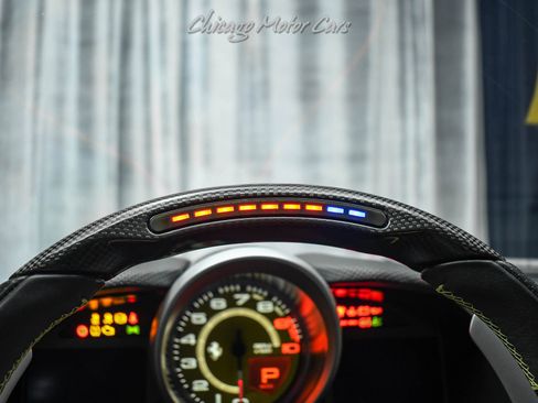 Used 2019 Ferrari 812 Superfast image 10