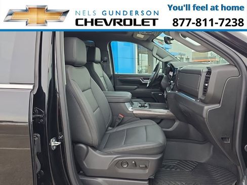 Used 2024 Chevrolet Silverado 3500 LTZ w/ LTZ Premium Package image 16