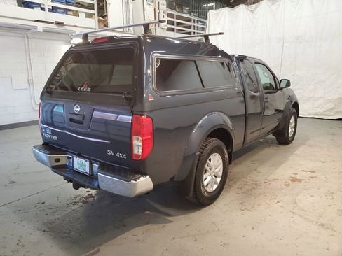 Used 2016 Nissan Frontier SV AWD/4WD image 7