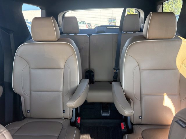 Used 2023 Chevrolet Traverse Premier w/ LPO, Floor Liner Package AWD/4WD image 22