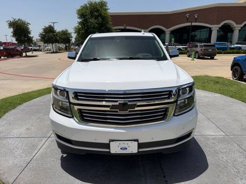 Used 2018 Chevrolet Tahoe Premier AWD/4WD image 2