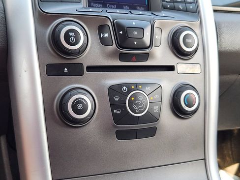 Used 2014 Ford Edge SE w/ Equipment Group 101A FWD image 8