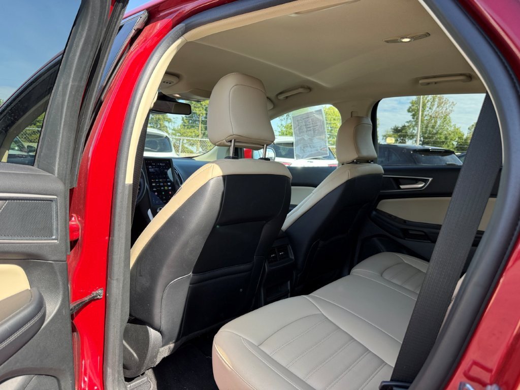 Used 2024 Ford Edge SEL w/ Convenience Package AWD/4WD image 15