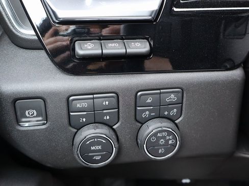 New 2025 Chevrolet Silverado 1500 High Country w/ High Country Premium Package image 17