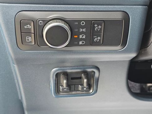 New 2026 Ford Maverick XLT image 9