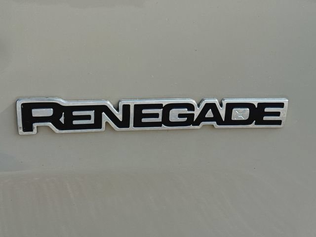 Used 2015 Jeep Renegade Limited AWD/4WD image 32