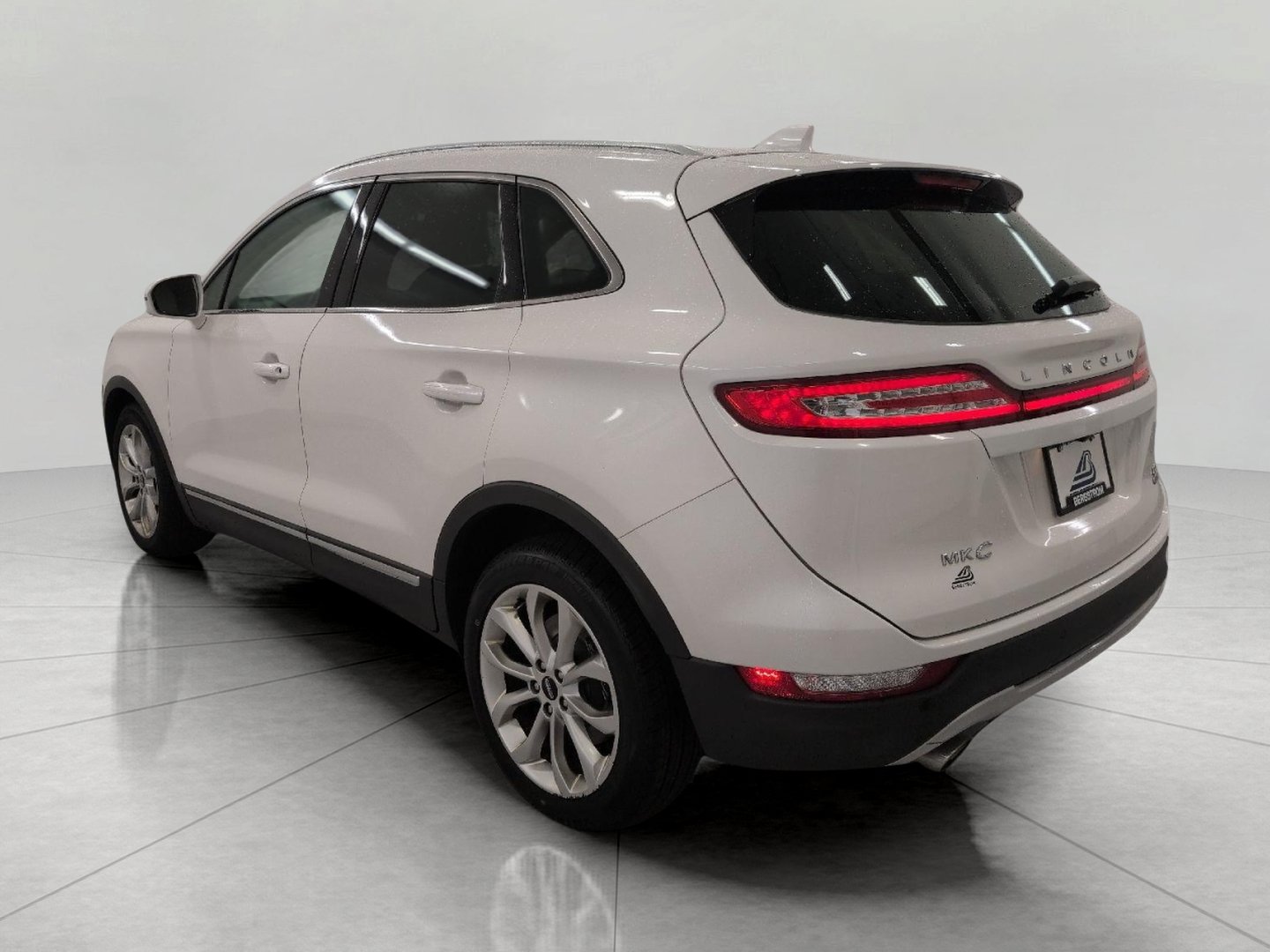 Used 2015 Lincoln MKC FWD w/ Equipment Group 101A Select image 20