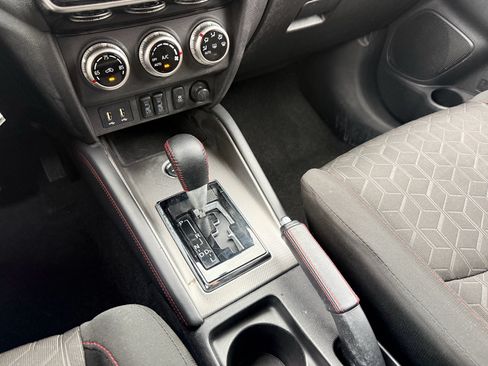Used 2024 Mitsubishi Outlander Sport AWD image 18