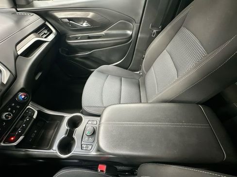 Used 2022 GMC Terrain SLE w/ Driver Convenience Package AWD/4WD image 22