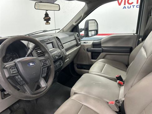 Used 2019 Ford F250 XL w/ XL Value Package image 17