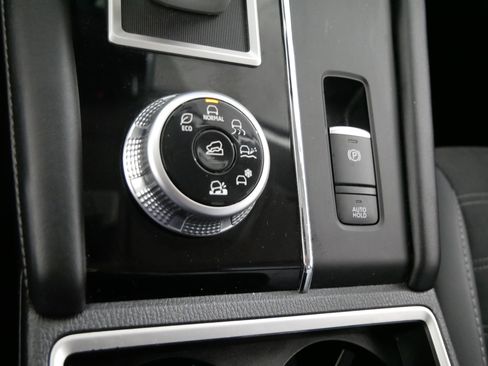 Used 2024 Mitsubishi Outlander SE image 29