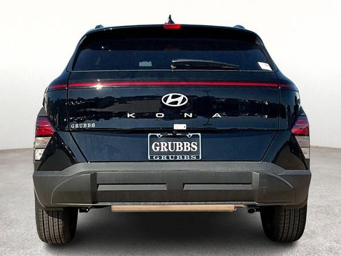 Used 2025 Hyundai Kona SEL FWD image 7