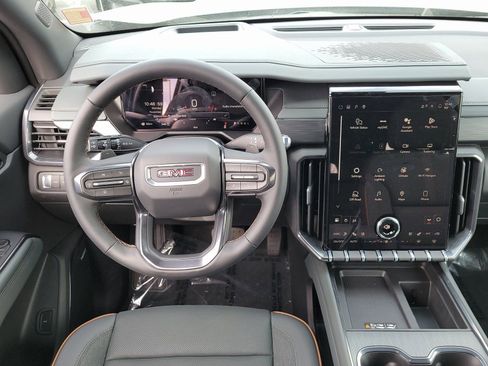 New 2026 GMC Acadia AT4 w/ Luxury Package AWD/4WD image 9