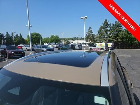 Certified 2025 Nissan Rogue SV w/ SV Premium Package AWD/4WD image 14