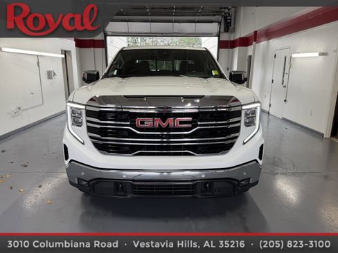 Used 2023 GMC Sierra 1500 SLT w/ SLT Premium Plus Package image 6