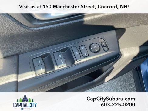 Used 2025 Honda CR-V EX image 10