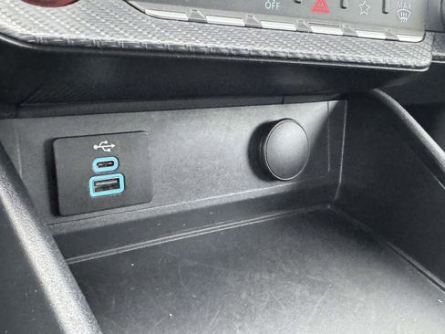 Certified 2025 Ford Mustang Premium image 37