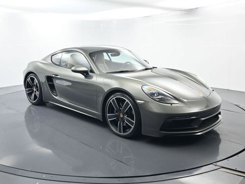 Certified 2024 Porsche 718 Cayman GTS image 17