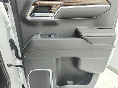 Used 2024 GMC Sierra 1500 Elevation w/ X31 Off-Road Package image 44