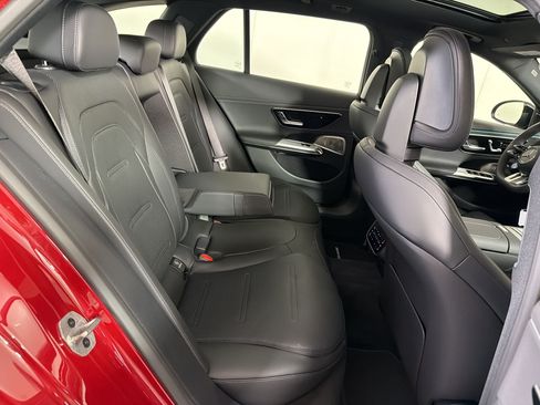 New 2026 Mercedes-Benz E 53 AMG e 4MATIC Wagon image 31