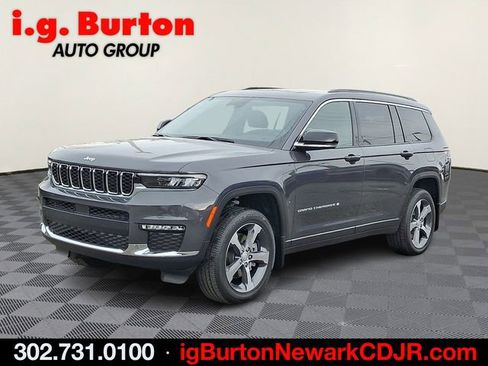 New 2025 Jeep Grand Cherokee L Limited w/ Trailer Tow Package AWD/4WD image 2