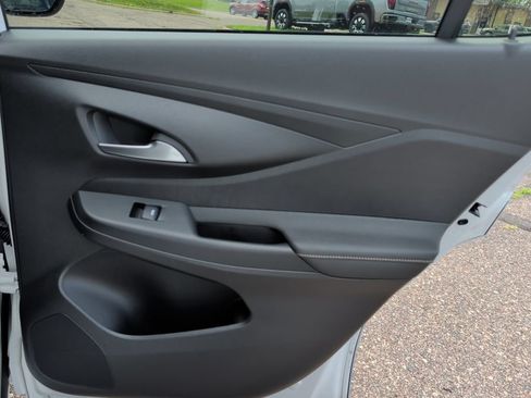 New 2026 Buick Envista Preferred FWD image 39