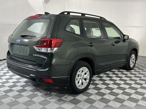 Used 2023 Subaru Forester AWD/4WD image 8