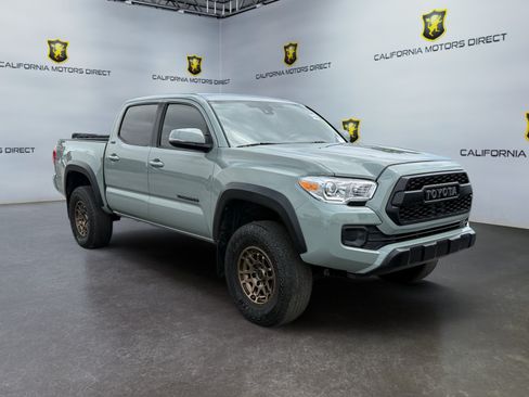 Used 2023 Toyota Tacoma 4x4 Double Cab w/ Trail Edition image 7